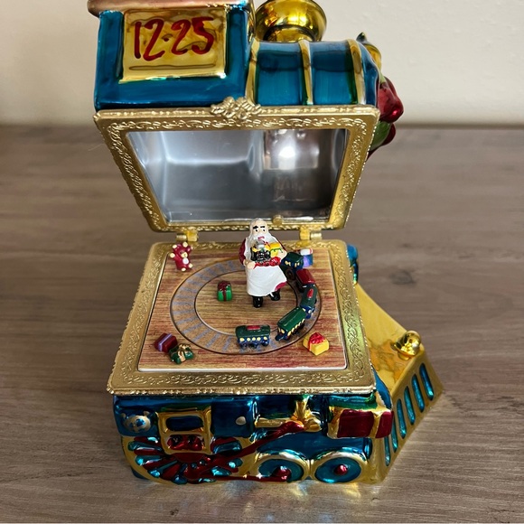 MR. CHRISTMAS Animated TRAIN Porcelain Music Box God Rest Ye Merry Gentleman - Picture 7 of 12